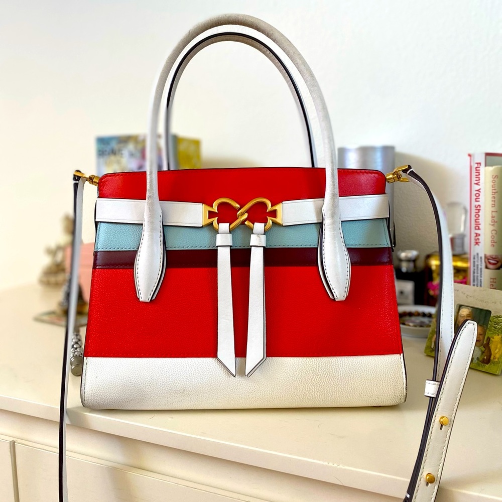 ❌SOLD❌Genuine Kate Spade ♠️ leather satchel, with removable Crossbody strap